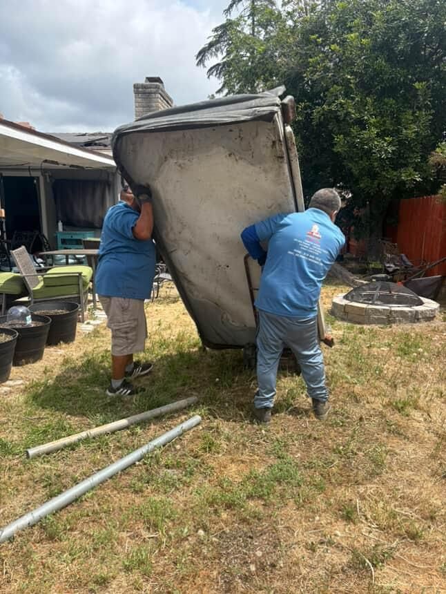 Spa and hot tub removal service San Diego